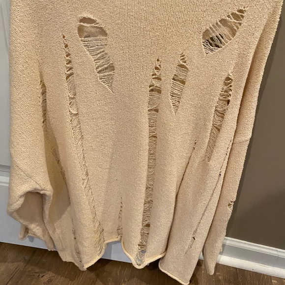 Zara Distressed Sweater - Picture 2 of 3